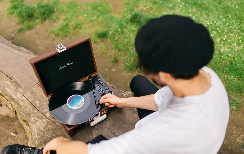 Програвач вінілу Lenco TT-120BNWH