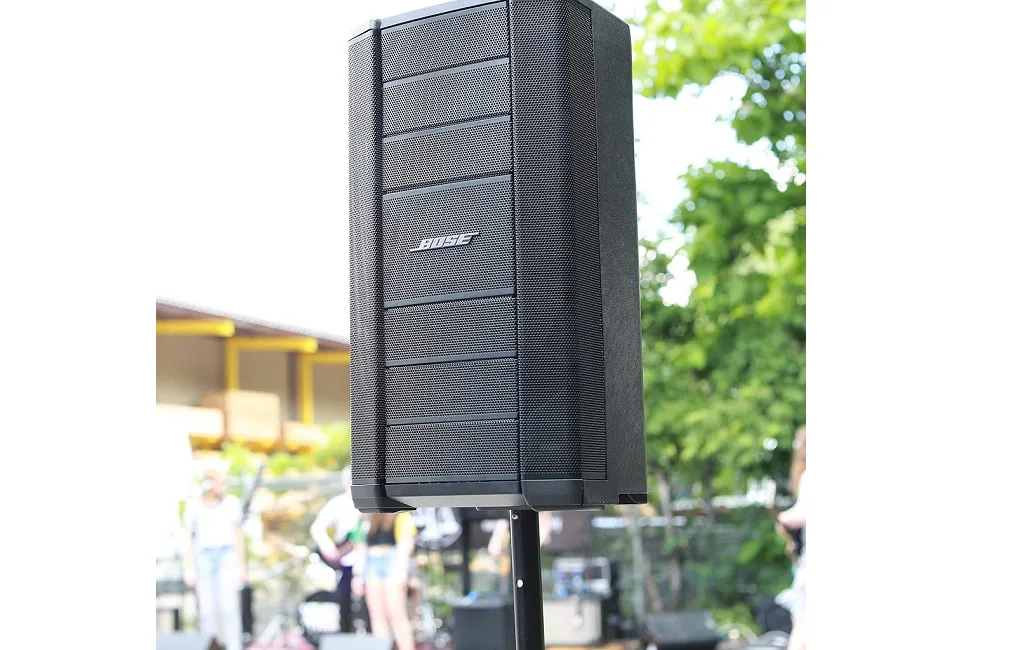 Професійна активна акустика Bose F1 Model 812 Flexible Array Loudspeaker