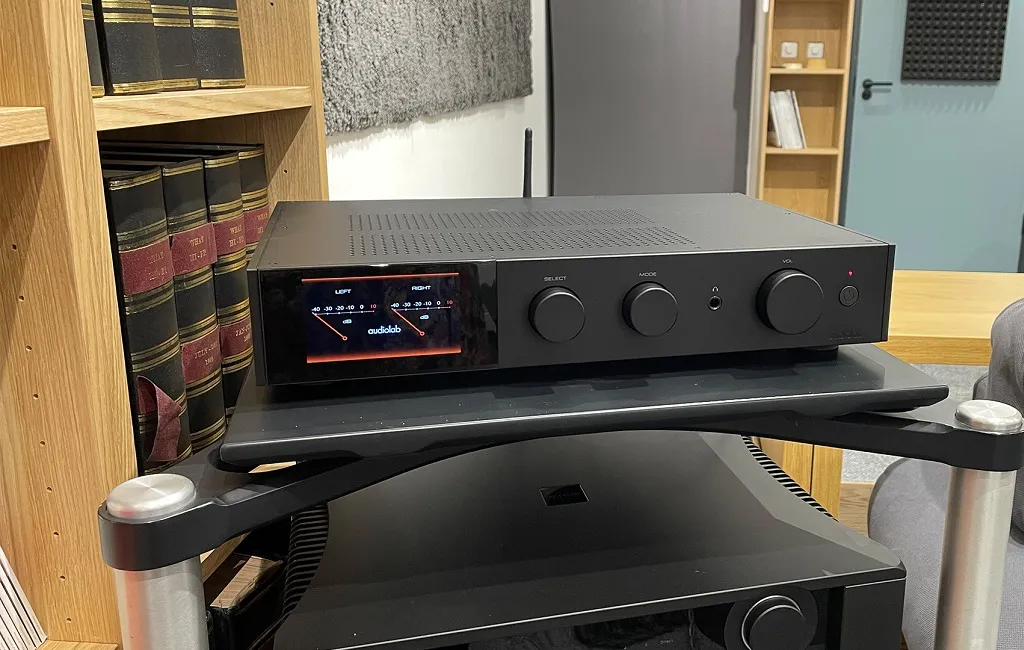Стерео усилители Audiolab 9000 A Black