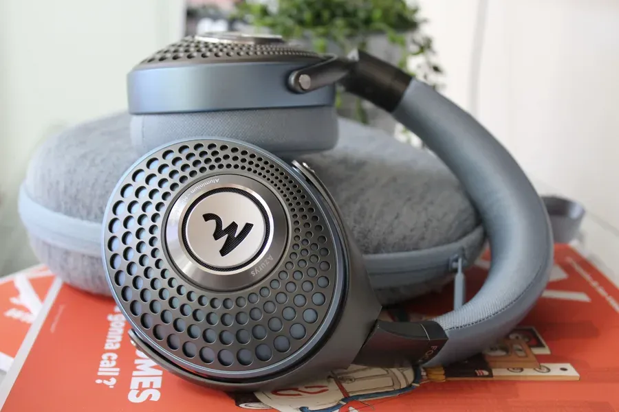 Наушники закрытые Focal Azurys