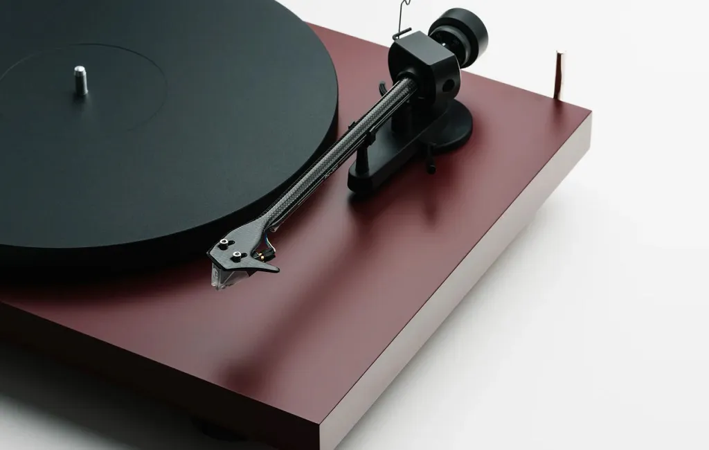 Програвач вінілу Pro-Ject Debut EVO 2 Pick It MM EVO Satin Wine Red