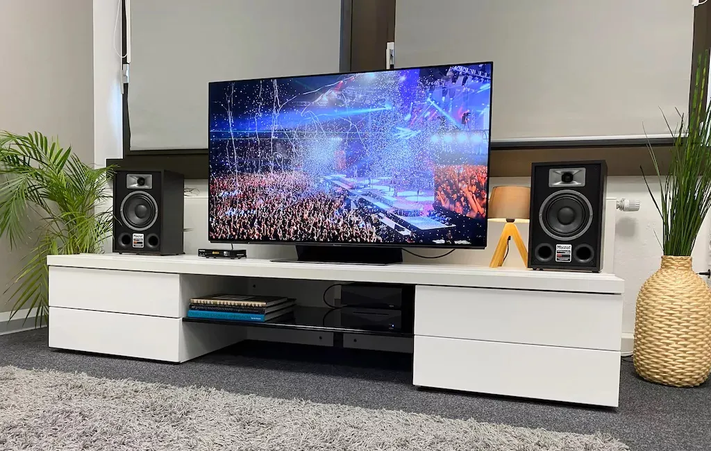 Активна підлогова акустика MAGNAT Transpuls 800A Black