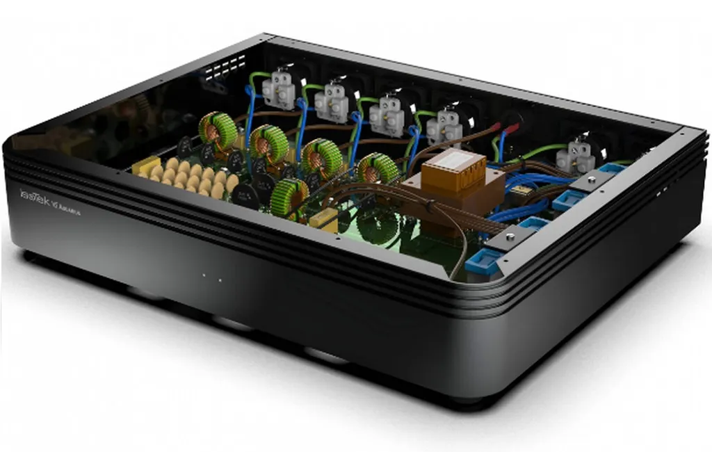 Фільтри мережі, регенератори Isotek V5 Sigmas Black (Includes Premier C19 Power Cable)