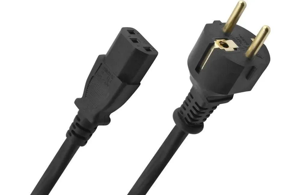 Силові кабелі Oehlbach Powercord C13/150 Black, 1.5m