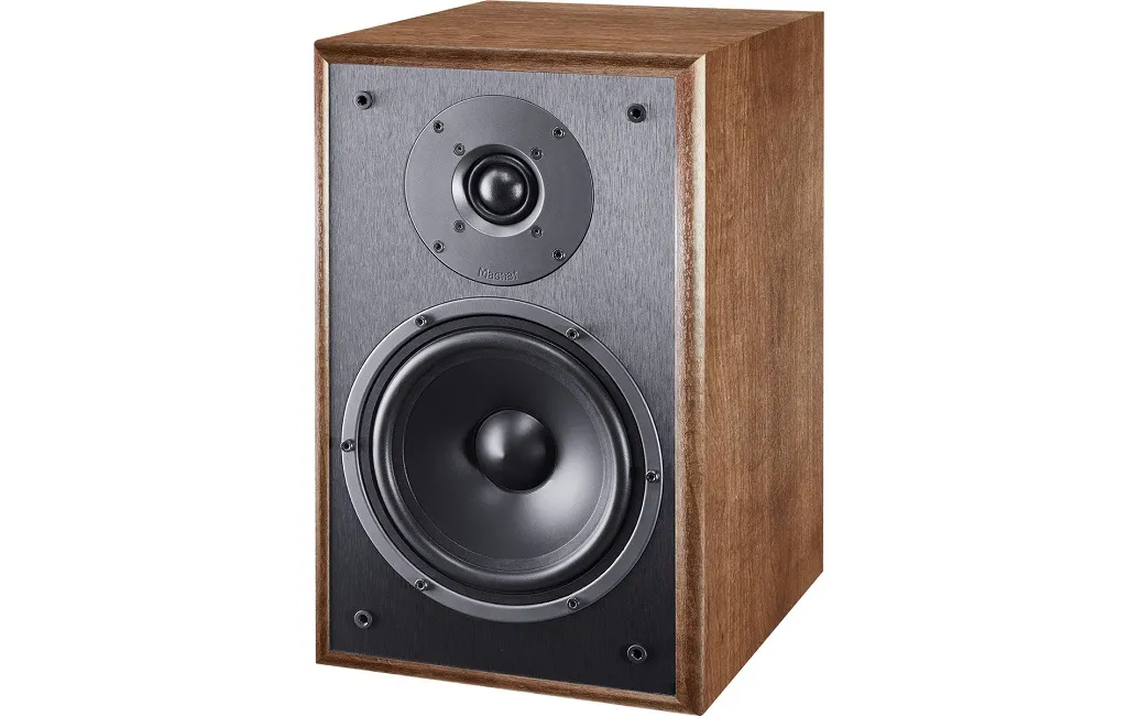 Полочна акустика Magnat Monitor S30 walnut