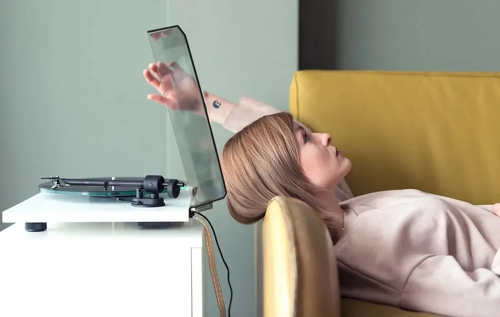 Проигрыватель винила Pro-Ject T1 EVO BT OM10 White