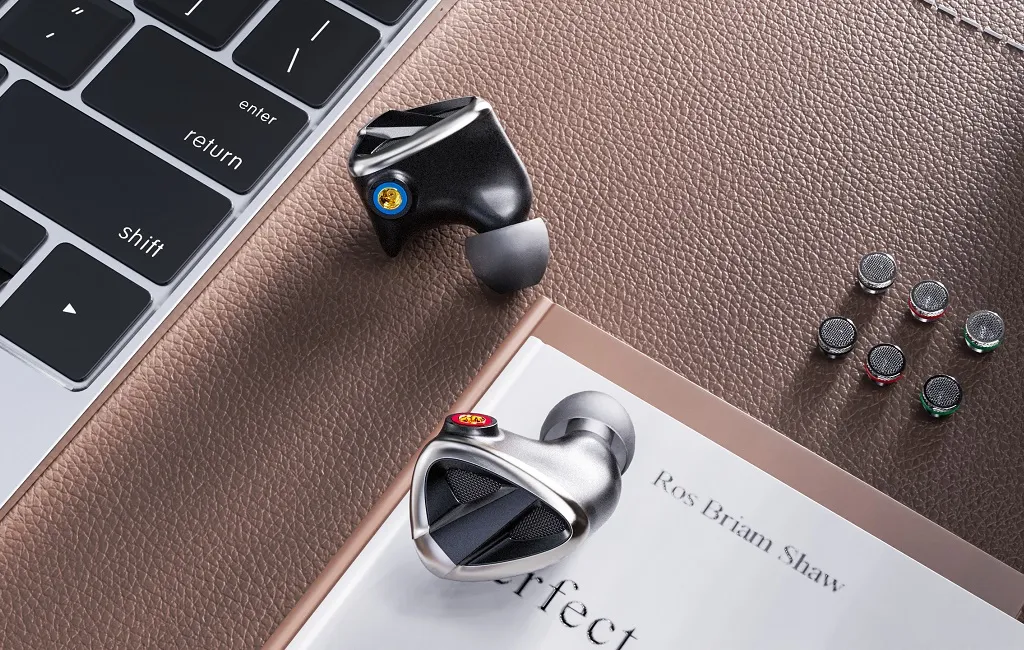 Наушники вакуумные FiiO FH19