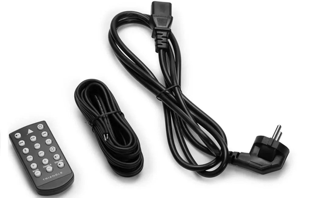 Активная полочная акустика Triangle LN01A Mat Blue