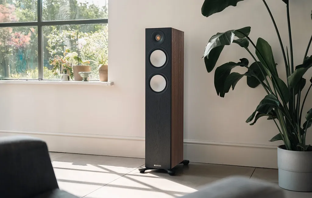 Підлогова Акустика MONITOR AUDIO Bronze 300 Walnut (7G)