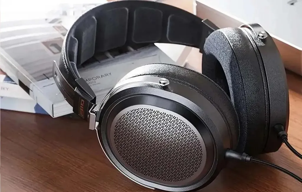 Навушники повнорозмірні (моніторні) FiiO FT1 Pro Black