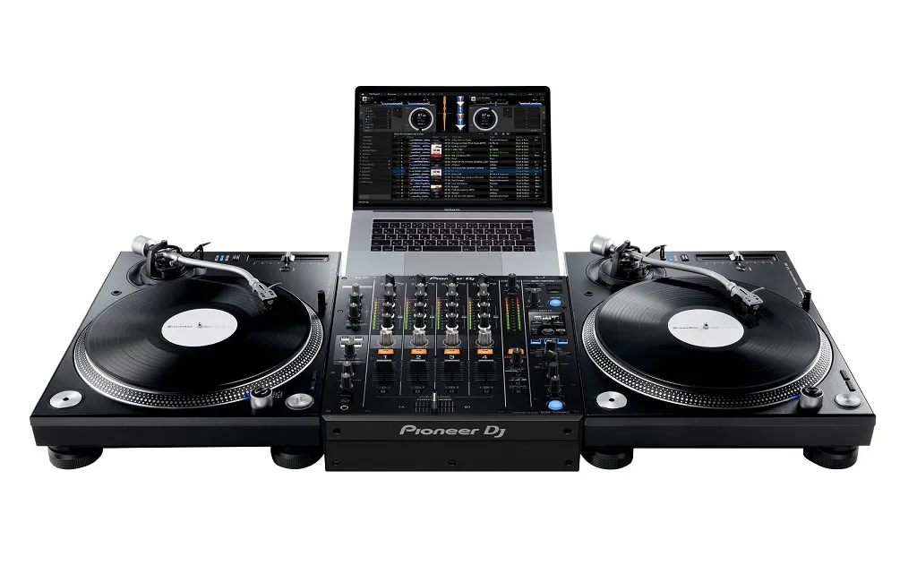 Мікшерні пульти Pioneer DJ DJM-750MK2