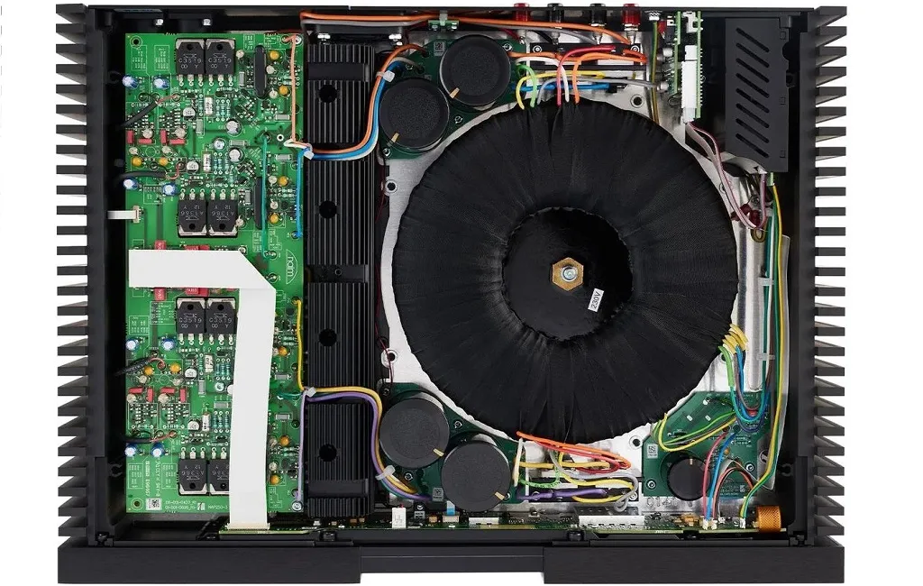 Підсилювачі потужності Naim NAP 250