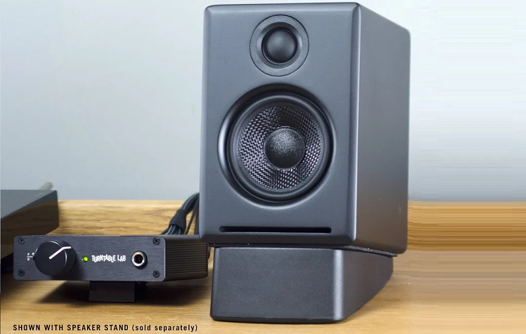 Активная полочная акустика Audioengine A2+BT Black