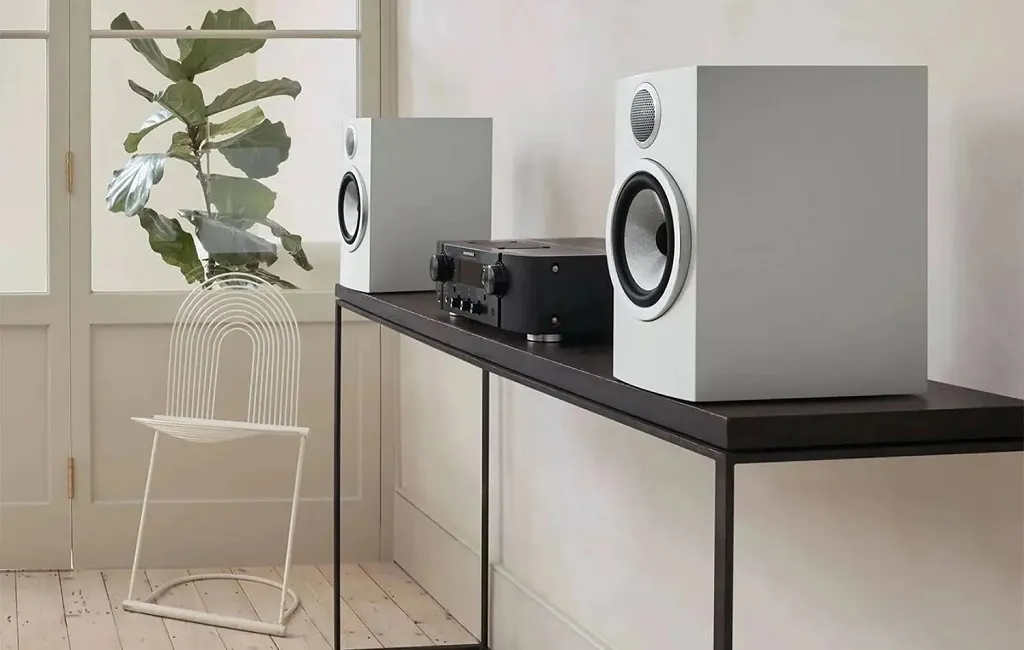 Полочна акустика Bowers & Wilkins 706 S3 White