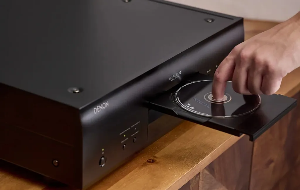 CD проигрыватели Denon DCD-3000NE Black
