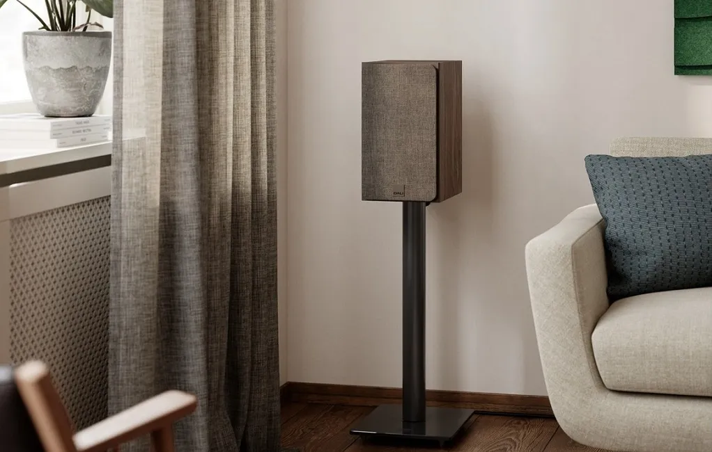 Полочная акустика DALI Sonik 1 Walnut