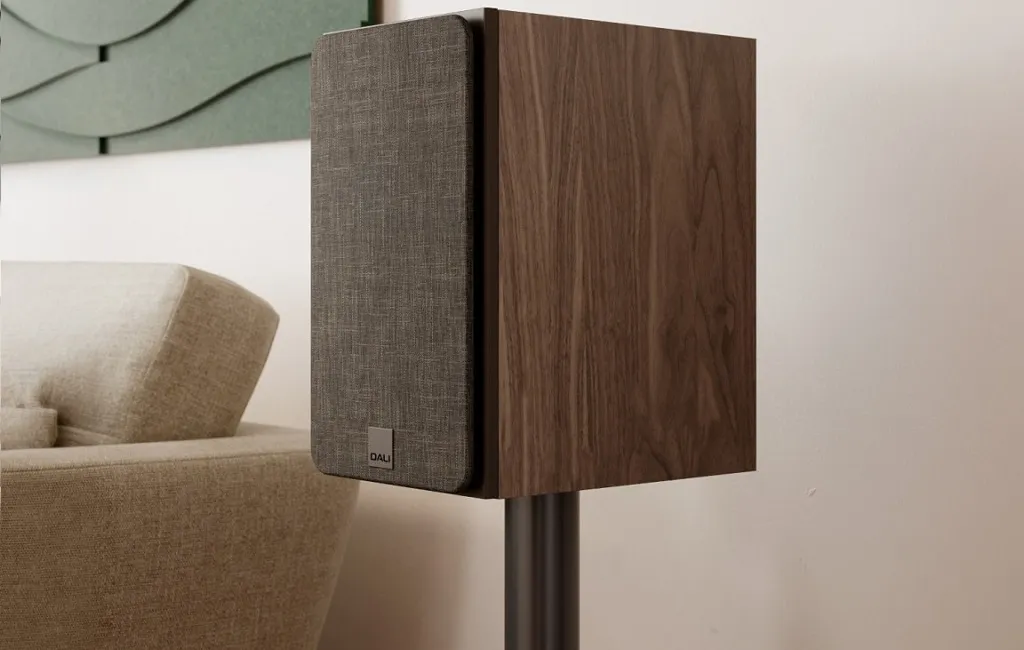 Полочная акустика DALI Sonik 1 Walnut