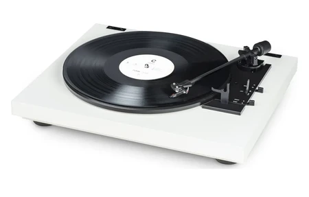 Pro-Ject A1 OM10 White