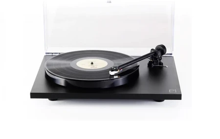 Rega Planar 1 PLUS Black