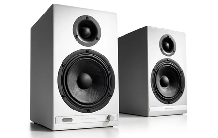Audioengine HD6-White
