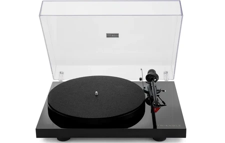 TRIANGLE TURNTABLE LUNAR 3 Black Star